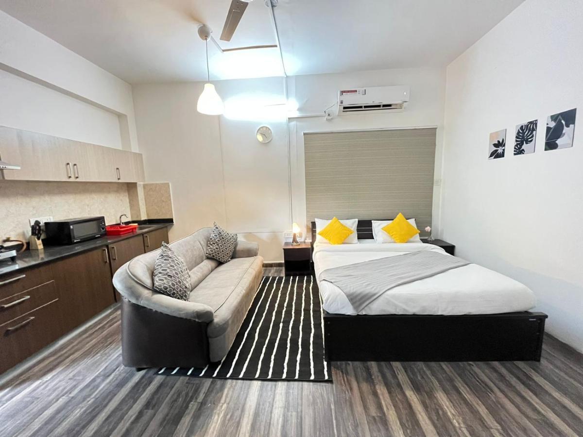 Bedchambers Serviced Apartments, Hyderabad Exterior foto